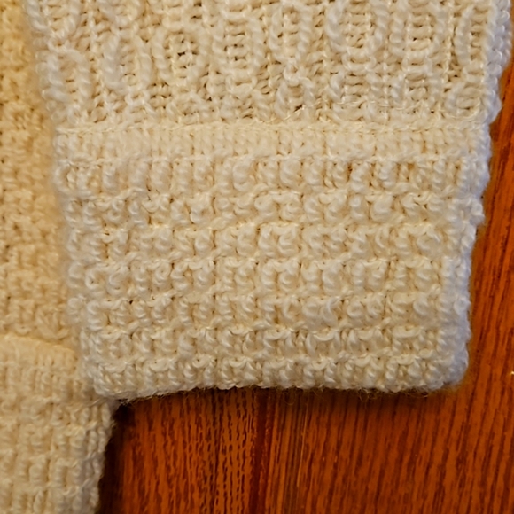 100% All Pure Wool Cardigan Beautiful Loop Knit - Picture 2 of 14